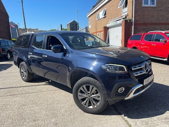 Mercedes-Benz - X-Class