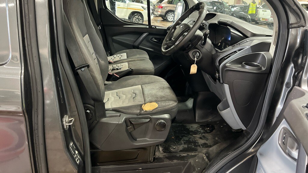 Used Ford Transit Custom 2015 for sale - 76444552: Photo 9