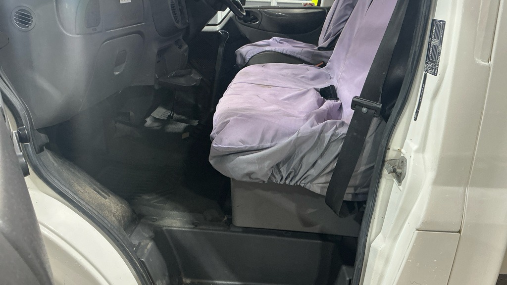 Used Ford Transit 2001 for sale - 76734428: Photo 8