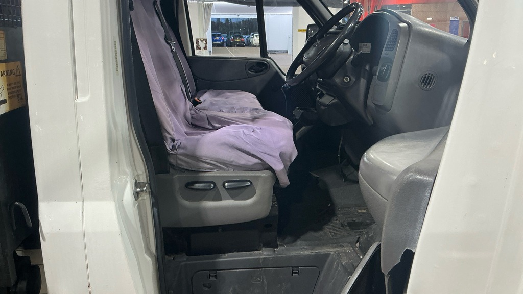 Used Ford Transit 2001 for sale - 76734428: Photo 9