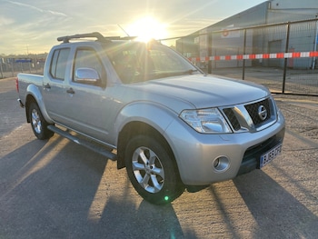 Used Nissan Navara 2015 for sale - 76718987: Photo