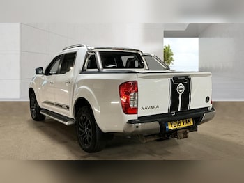 Used Nissan Navara 2018 for sale - 79579875: Photo