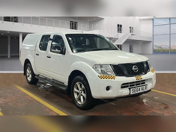 Used Nissan Navara 2015 for sale - 77501850: Photo