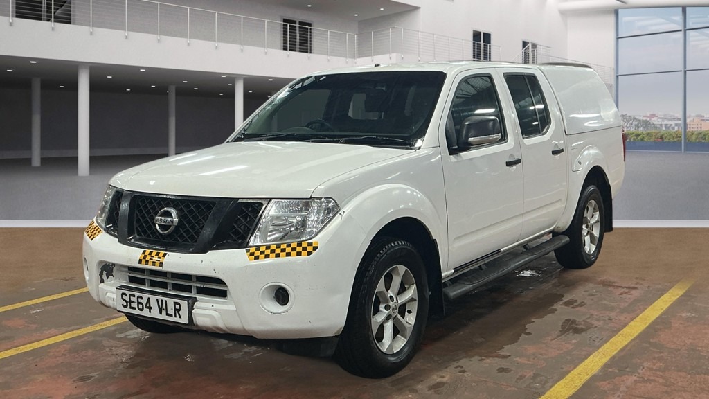 Used Nissan Navara 2015 for sale - 77501850: Photo 2