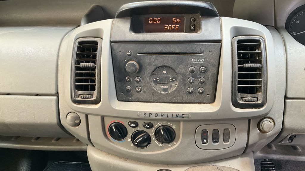 Used Vauxhall Vivaro 2005 for sale - 76791253: Photo 11