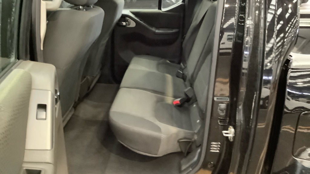 Used Nissan Navara 2011 for sale - 77562925: Photo 6