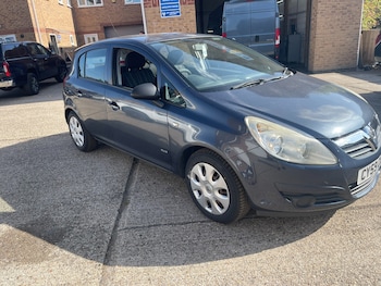 Used Vauxhall Corsa 2009 for sale - 79611230: Photo