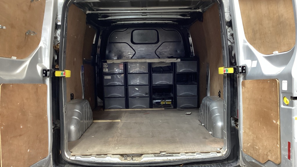 Used Ford Transit Custom 2015 for sale - 76075104: Photo 7