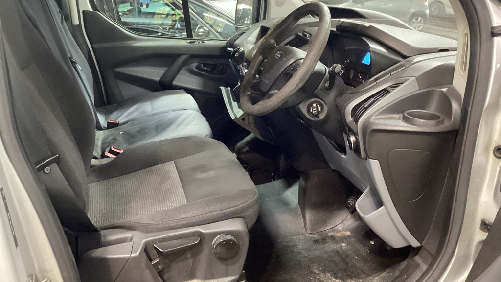 Used Ford Transit Custom 2015 for sale - 76075104: Photo 9