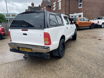 Used Toyota Hilux 2011 for sale - 78835140: Photo