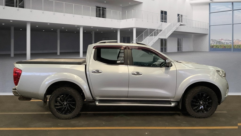Used Nissan Navara 2016 for sale - 77708380: Photo 5