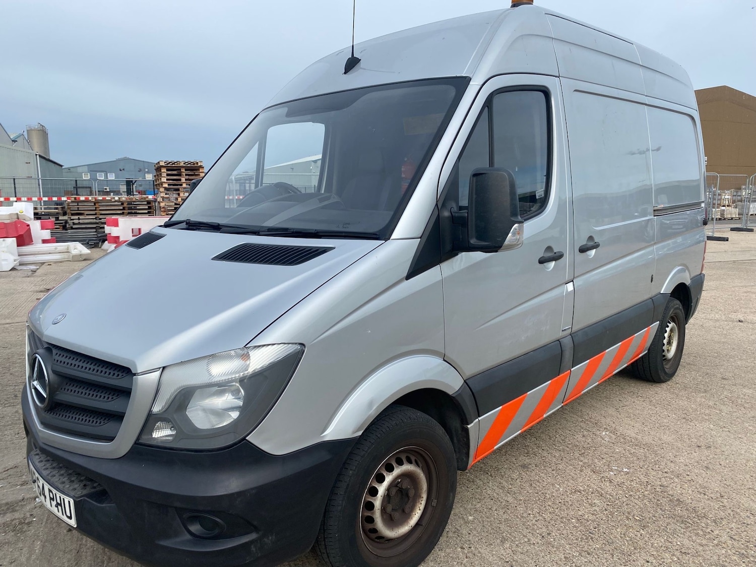 Used Mercedes-Benz Sprinter 2014 for sale - 76127619: Photo 2