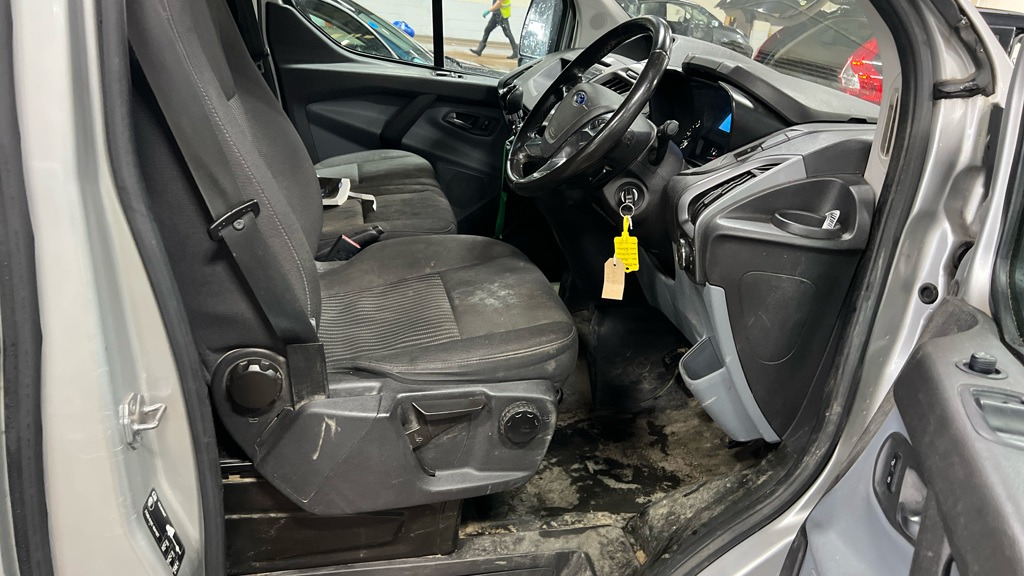 Used Ford Transit Custom 2016 for sale - 76444523: Photo 9