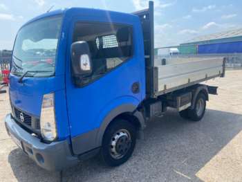 Used Nissan Cabstar 2015 for sale - 74925624: Photo
