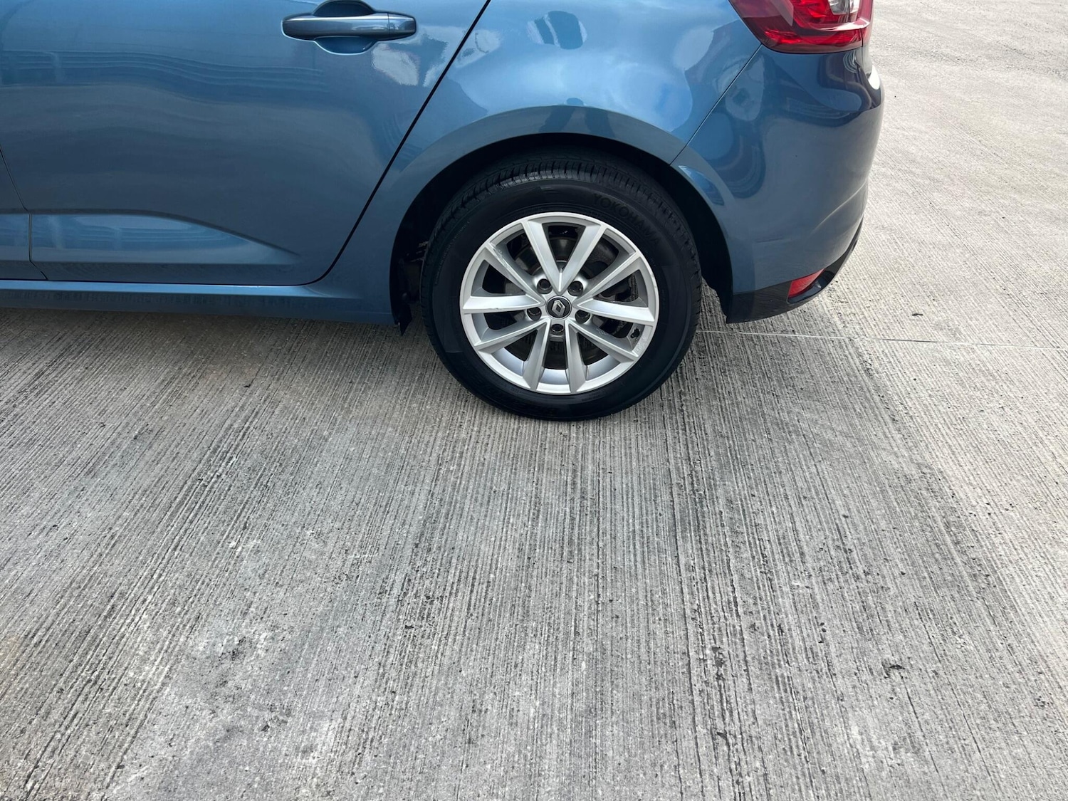 Used Renault Megane 2017 for sale - 78047019: Photo 13