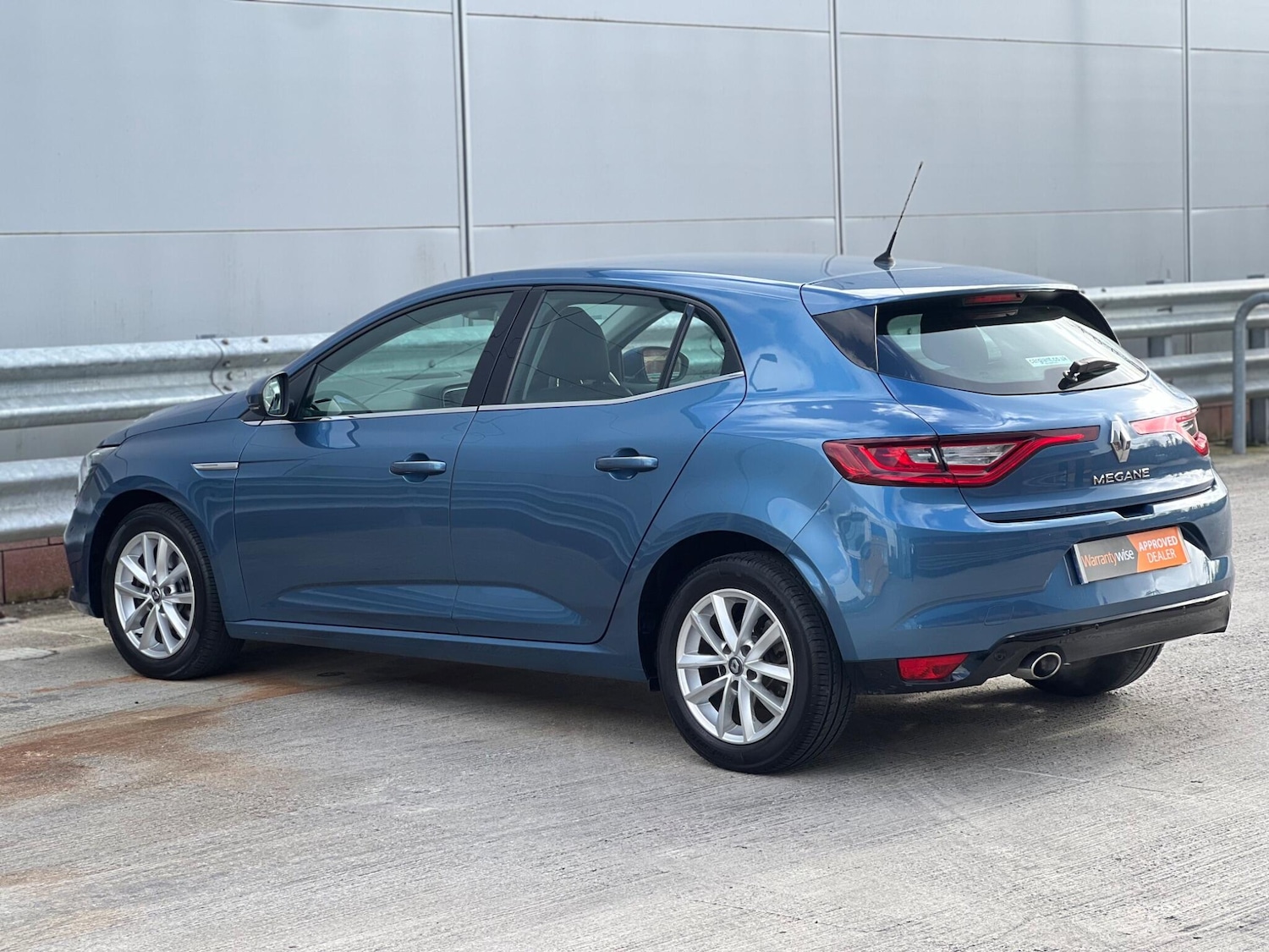 Used Renault Megane 2017 for sale - 78047019: Photo 14