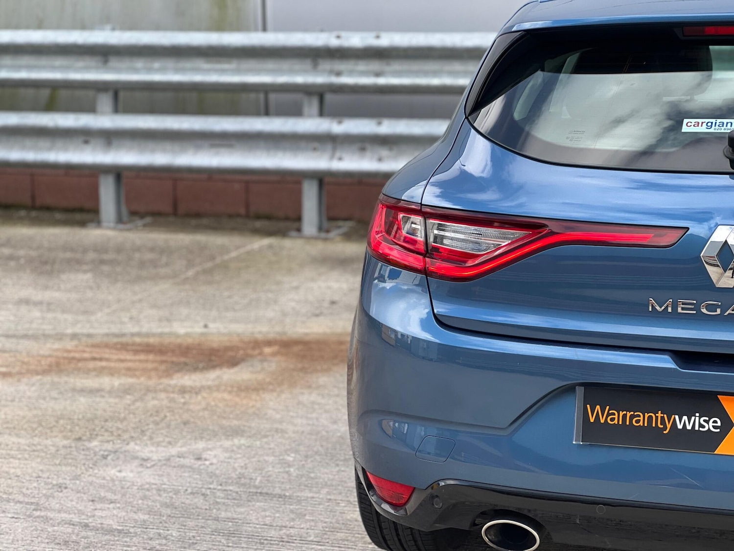 Used Renault Megane 2017 for sale - 78047019: Photo 17