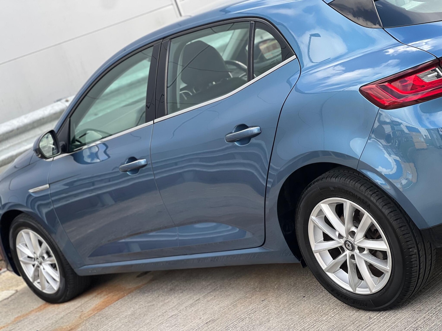 Used Renault Megane 2017 for sale - 78047019: Photo 20