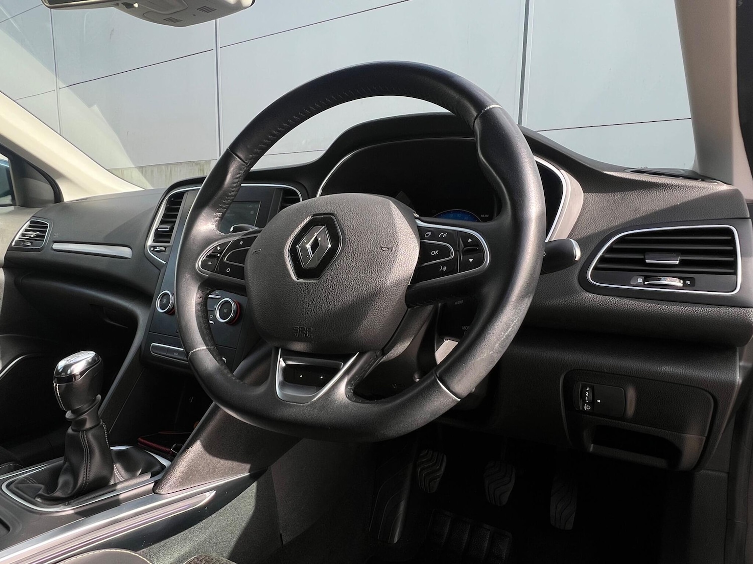 Used Renault Megane 2017 for sale - 78047019: Photo 23