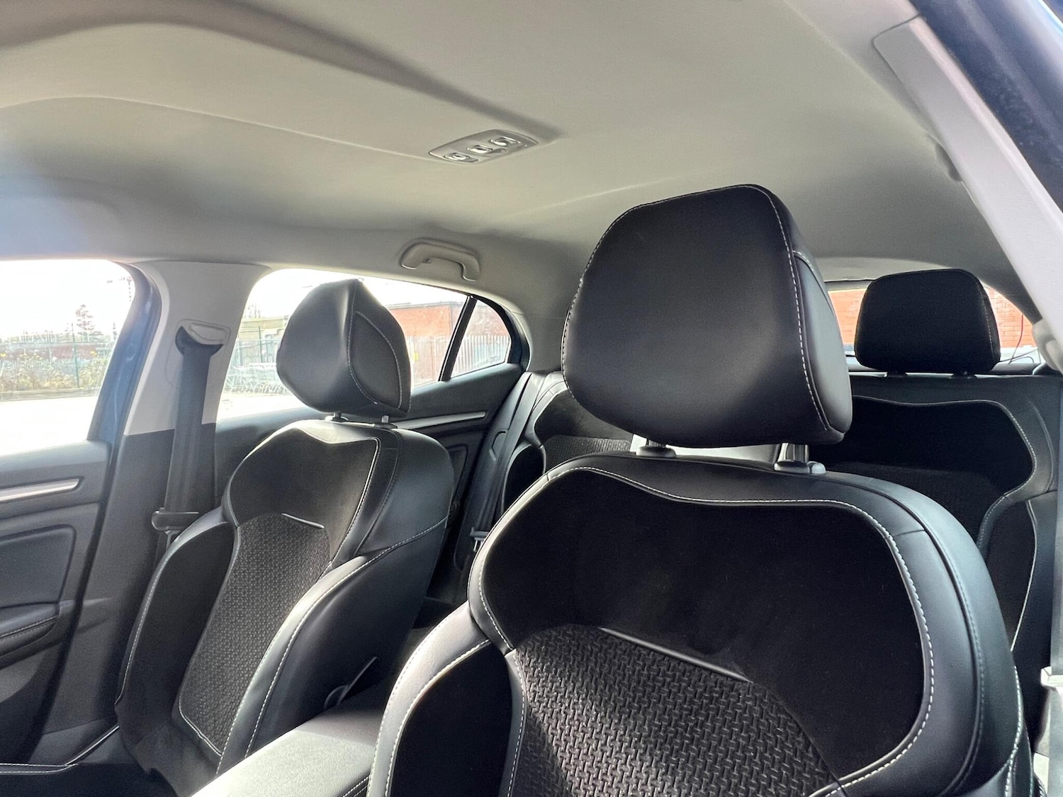 Used Renault Megane 2017 for sale - 78047019: Photo 32