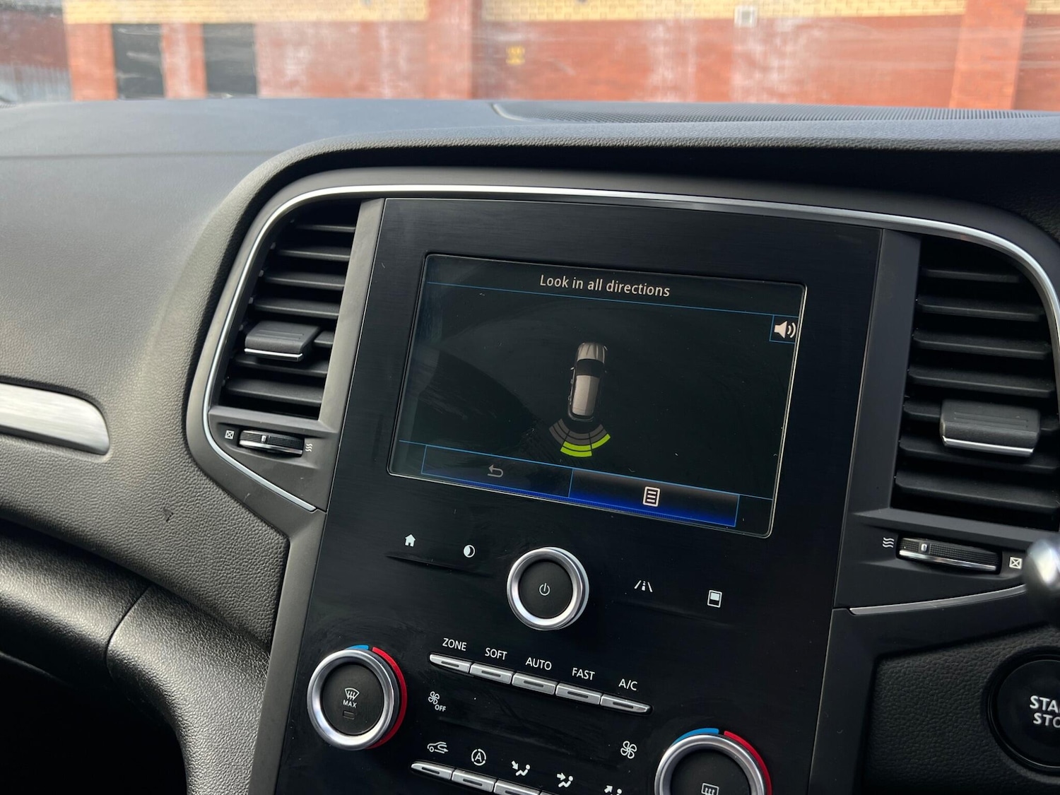 Used Renault Megane 2017 for sale - 78047019: Photo 39