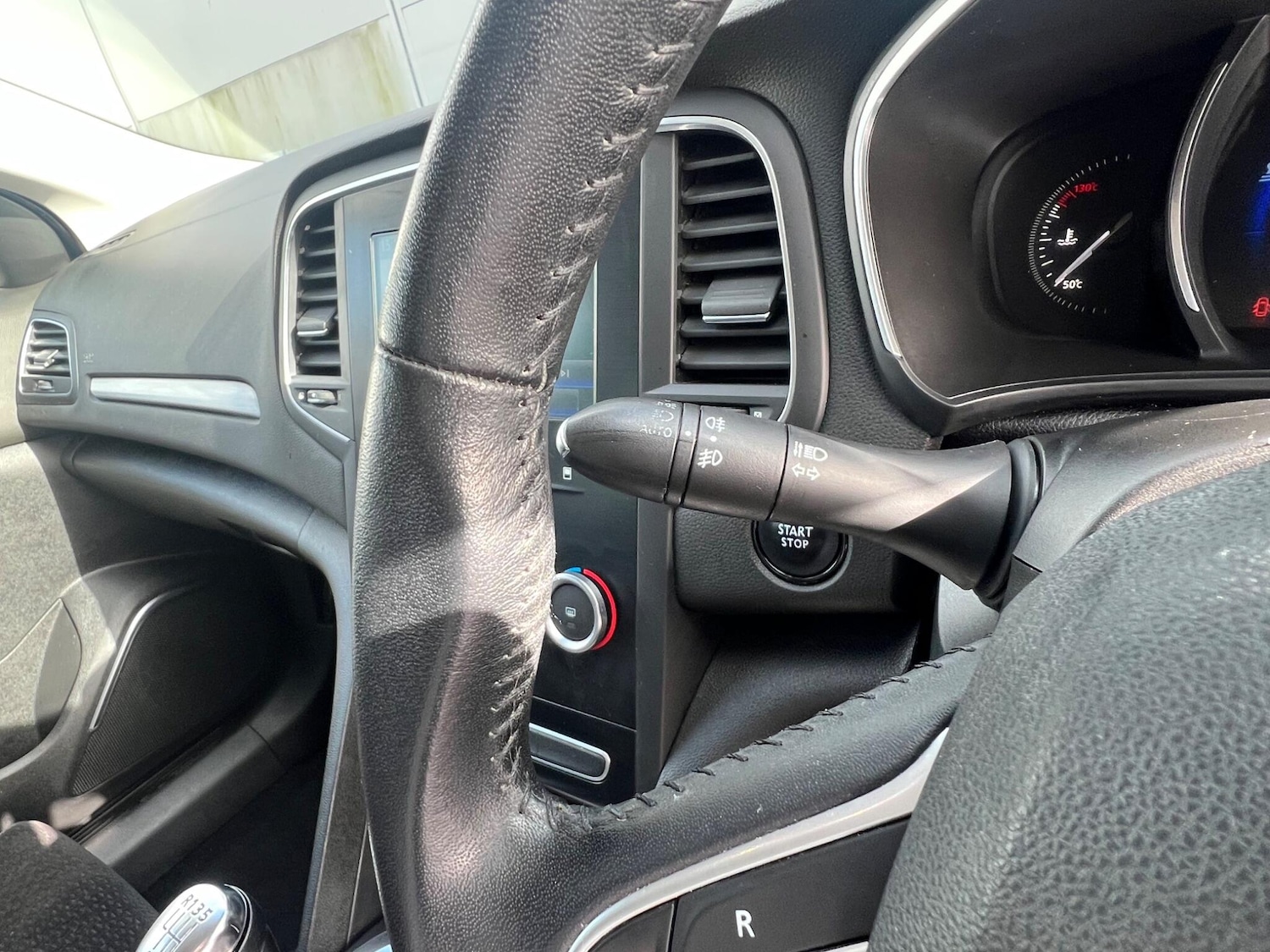 Used Renault Megane 2017 for sale - 78047019: Photo 40