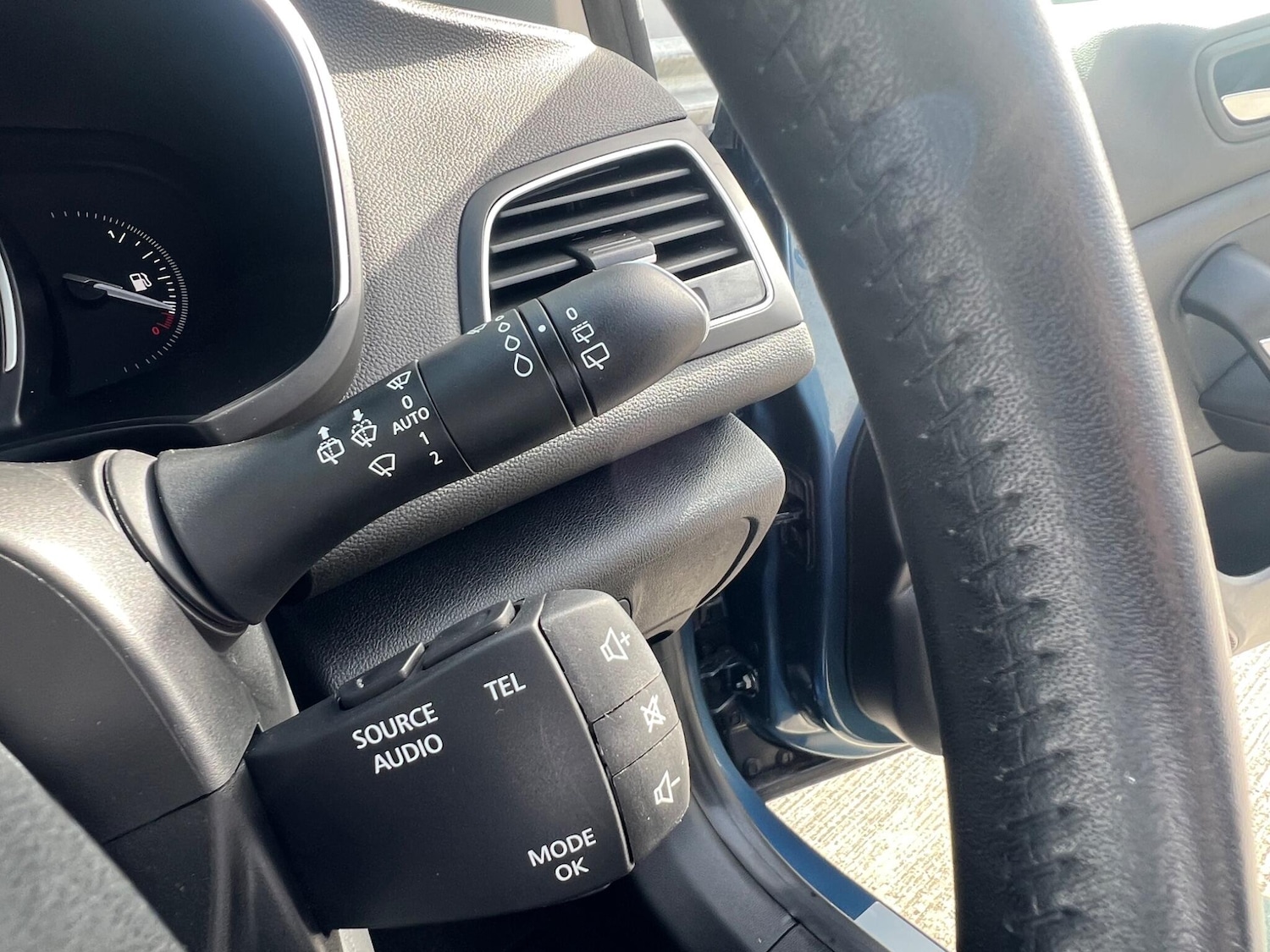 Used Renault Megane 2017 for sale - 78047019: Photo 41