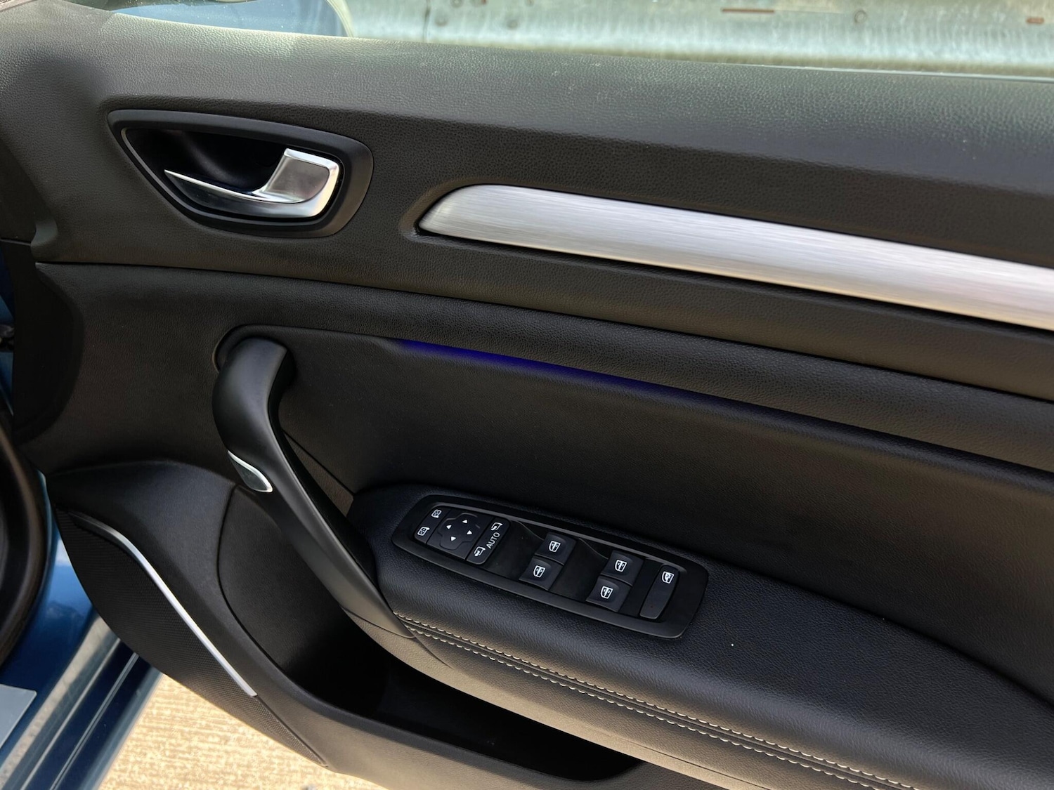 Used Renault Megane 2017 for sale - 78047019: Photo 45