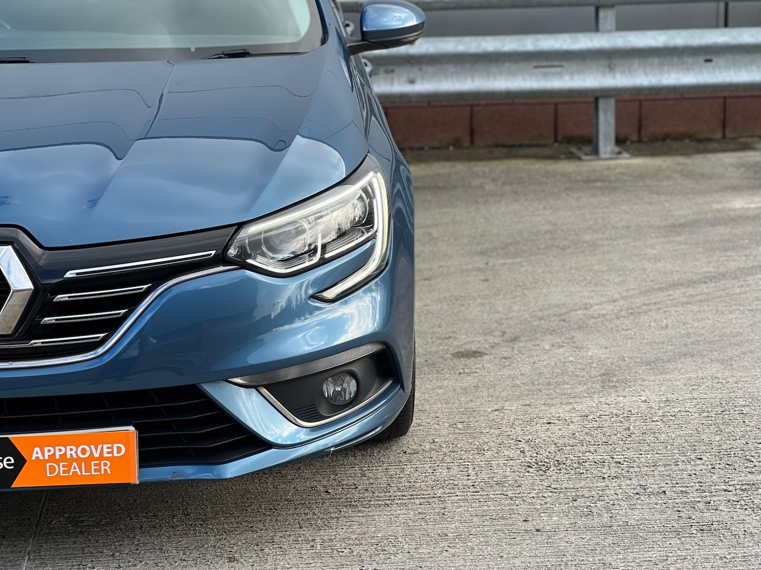 Used Renault Megane 2017 for sale - 78047019: Photo 9