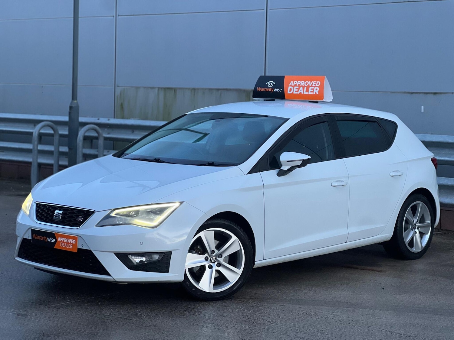 Used SEAT Leon 2015 for sale - 77396568: Photo 2