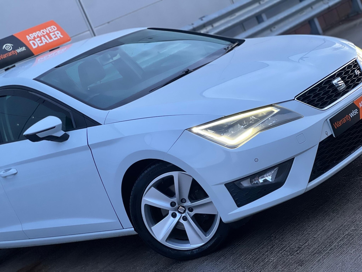 Used SEAT Leon 2015 for sale - 77396568: Photo 3