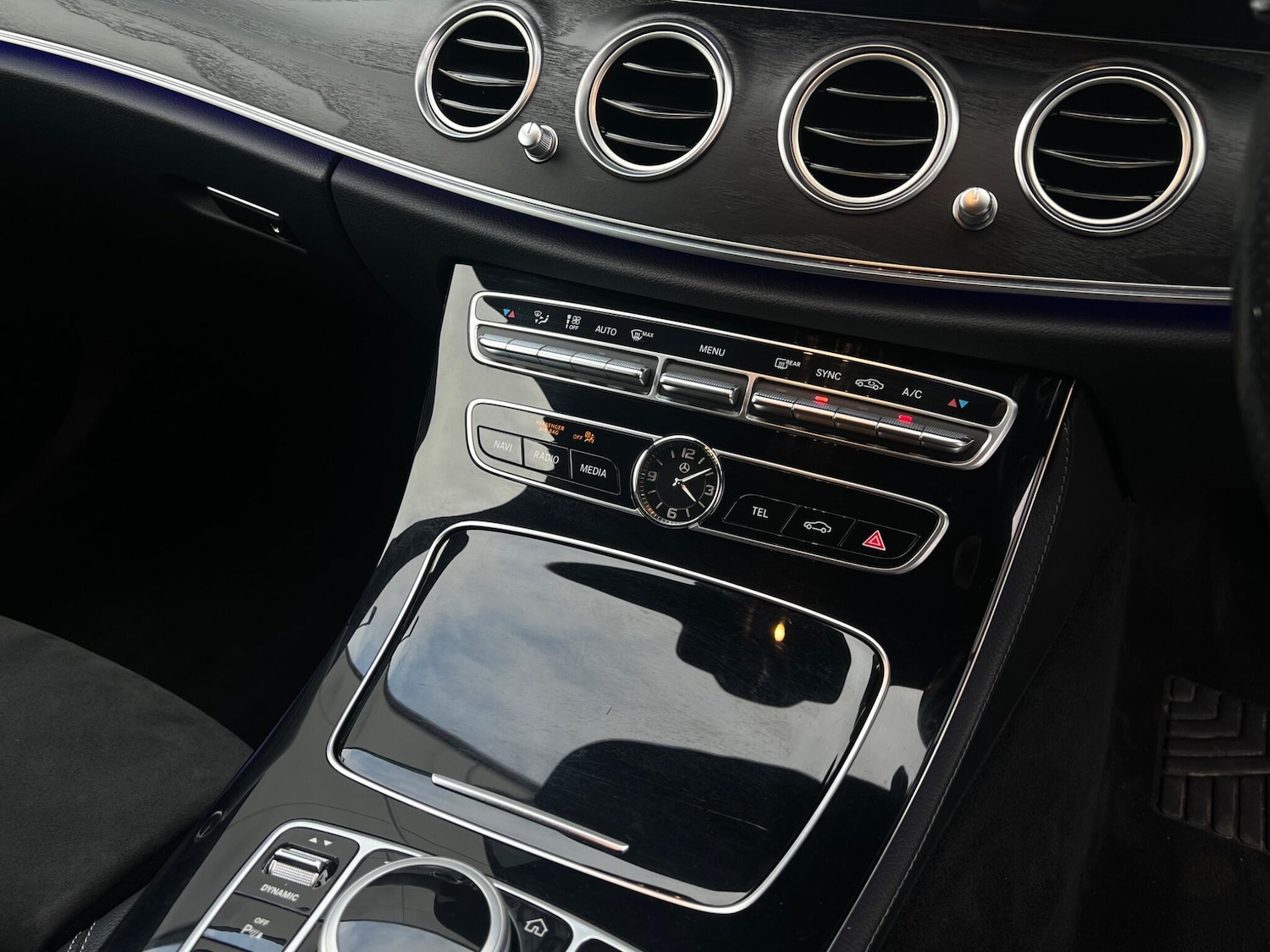 Used Mercedes-Benz E Class 2017 for sale - 77808518: Photo 32