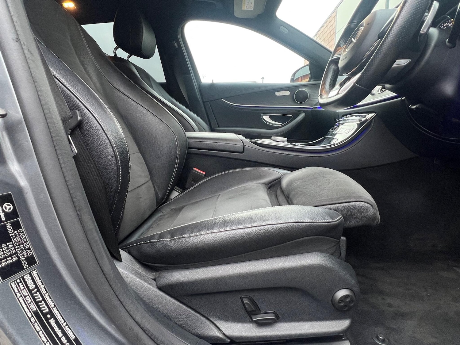 Used Mercedes-Benz E Class 2017 for sale - 77808518: Photo 35