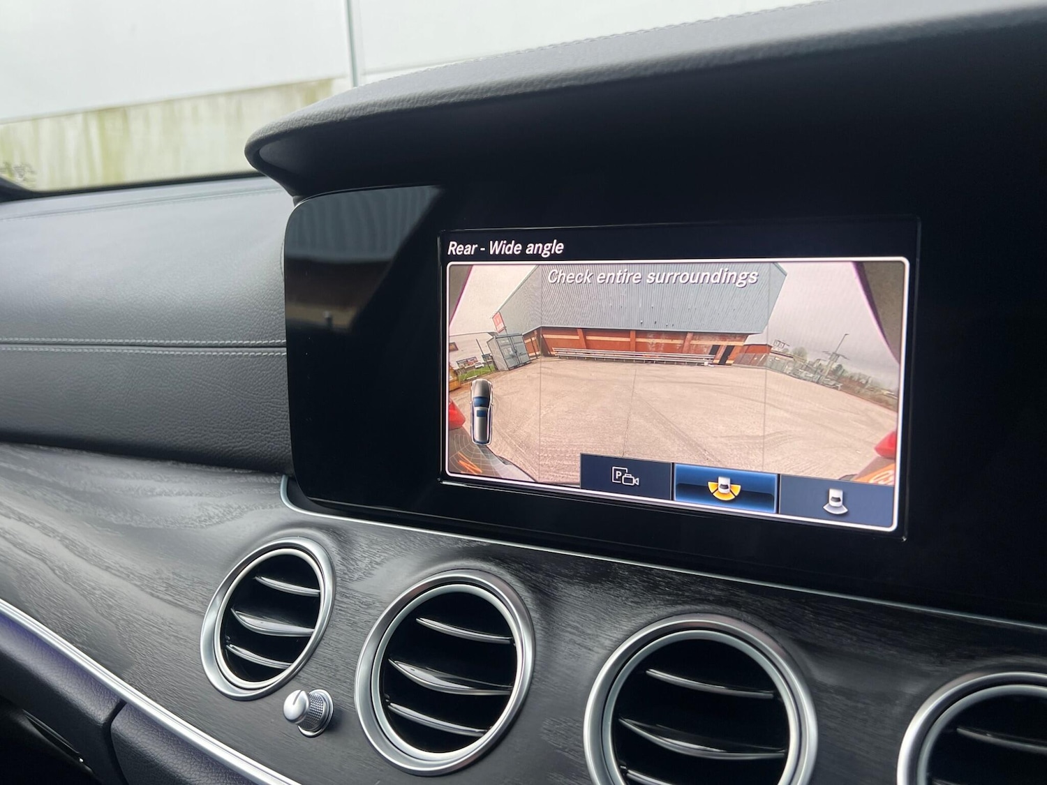 Used Mercedes-Benz E Class 2017 for sale - 77808518: Photo 42