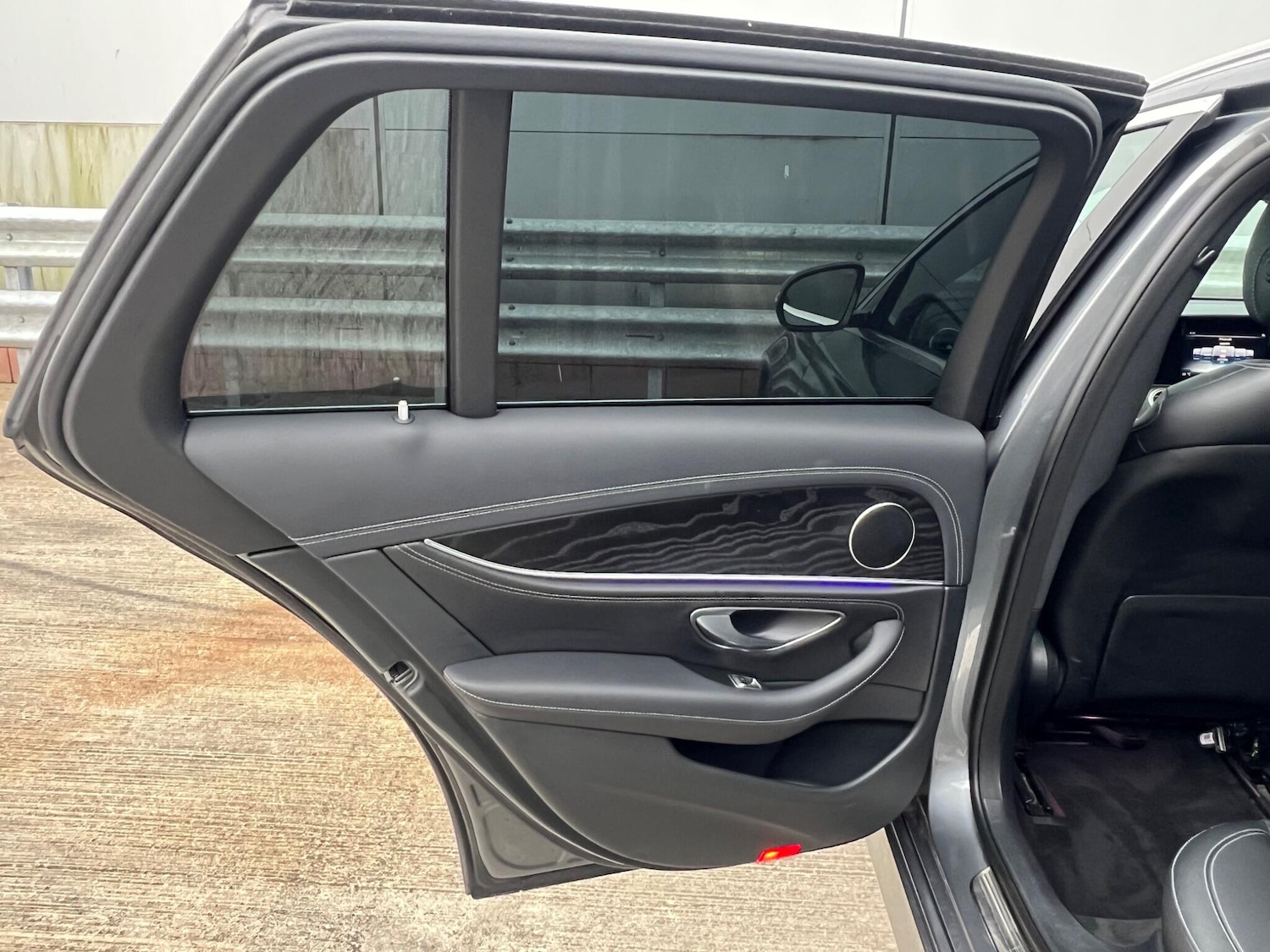 Used Mercedes-Benz E Class 2017 for sale - 77808518: Photo 50