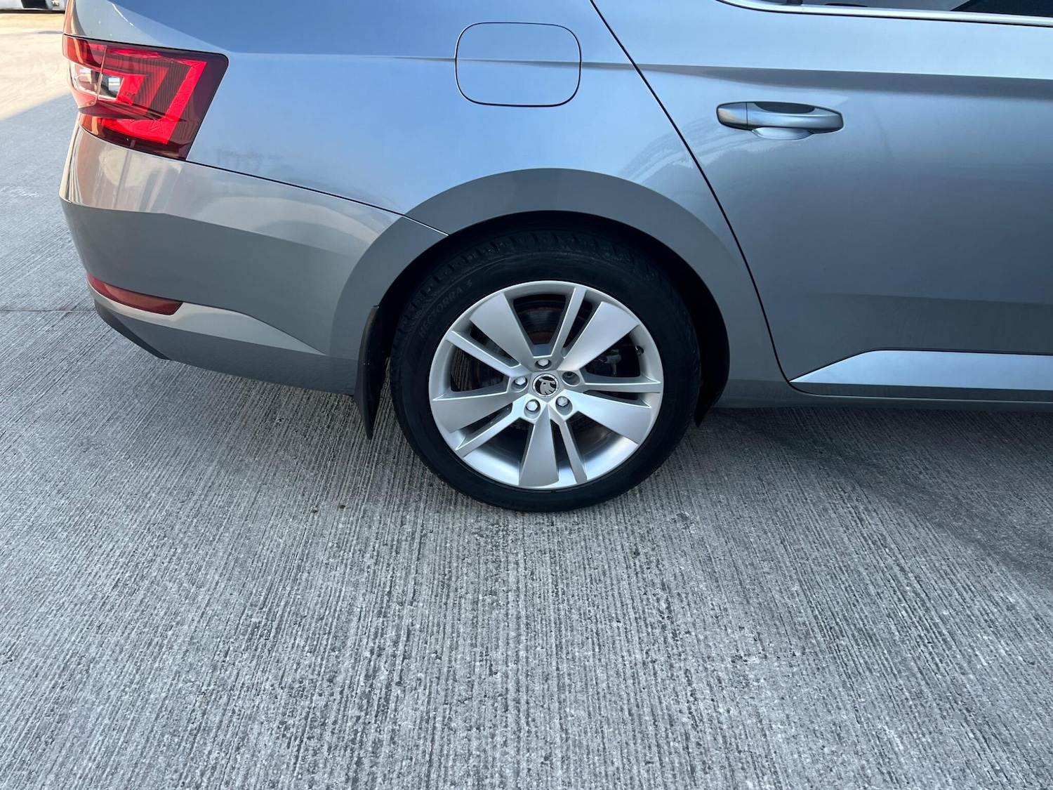 Used Skoda Superb 2015 for sale - 77992877: Photo 12