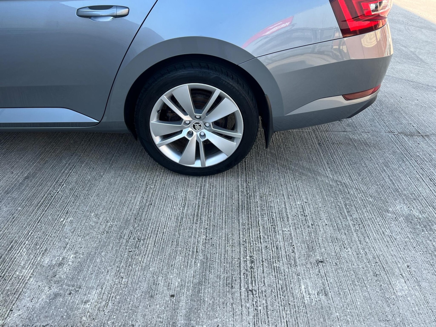 Used Skoda Superb 2015 for sale - 77992877: Photo 13