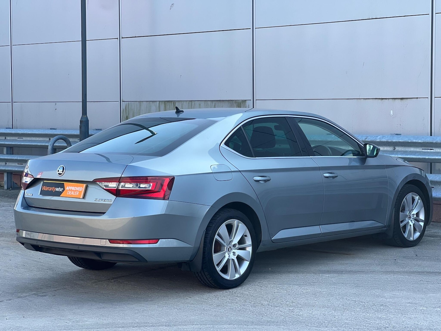 Used Skoda Superb 2015 for sale - 77992877: Photo 16