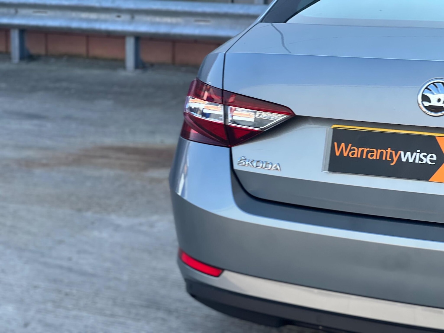 Used Skoda Superb 2015 for sale - 77992877: Photo 17