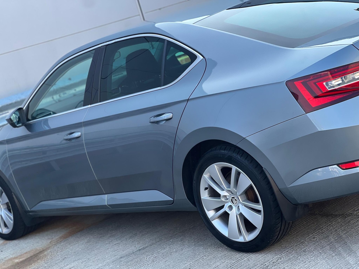 Used Skoda Superb 2015 for sale - 77992877: Photo 20