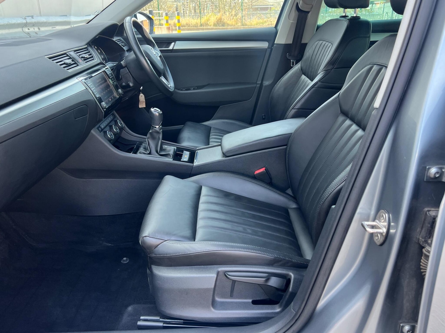 Used Skoda Superb 2015 for sale - 77992877: Photo 29