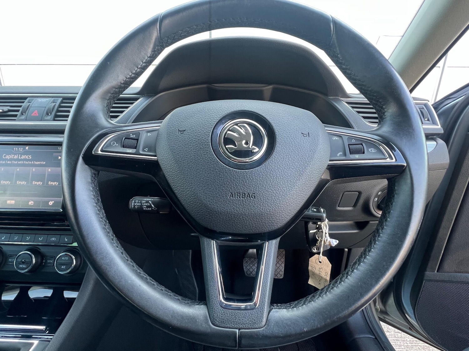 Used Skoda Superb 2015 for sale - 77992877: Photo 33