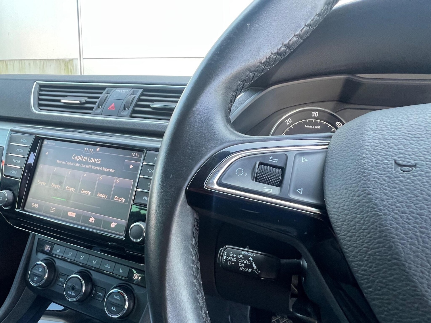 Used Skoda Superb 2015 for sale - 77992877: Photo 35