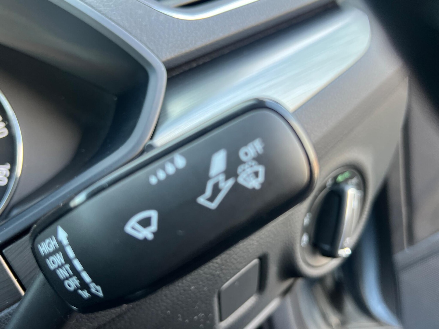 Used Skoda Superb 2015 for sale - 77992877: Photo 37