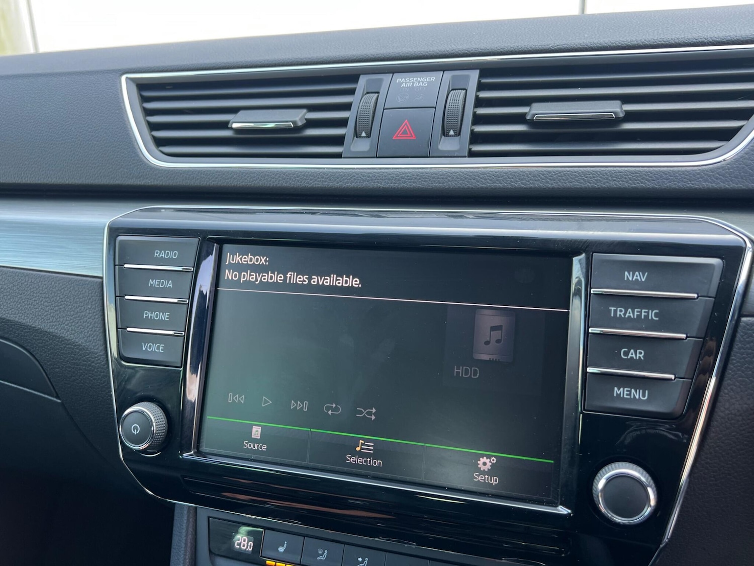 Used Skoda Superb 2015 for sale - 77992877: Photo 45