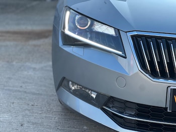 Used Skoda Superb 2015 for sale - 77992877: Photo