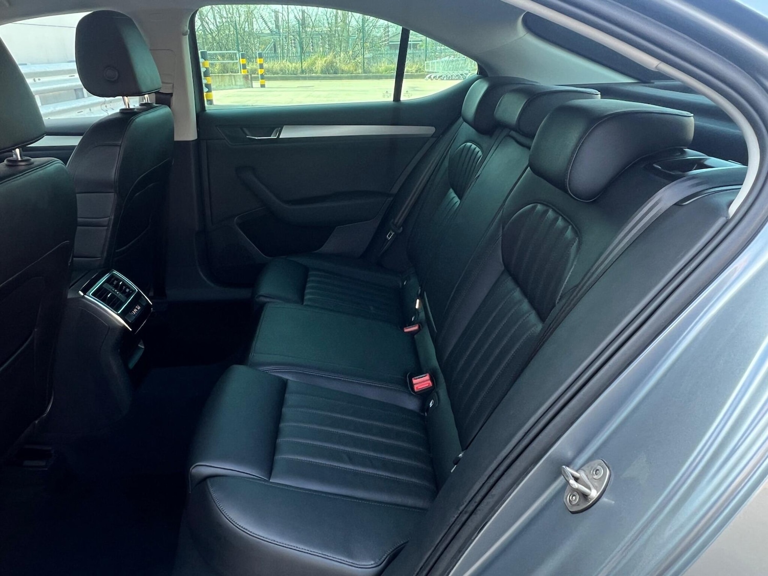 Used Skoda Superb 2015 for sale - 77992877: Photo 55