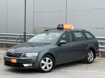 Used Skoda Octavia 2016 for sale - 77611500: Photo