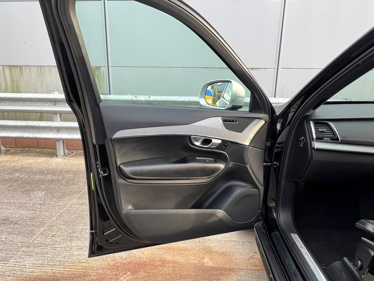 Used Volvo XC90 for sale - 77724259: Photo 39