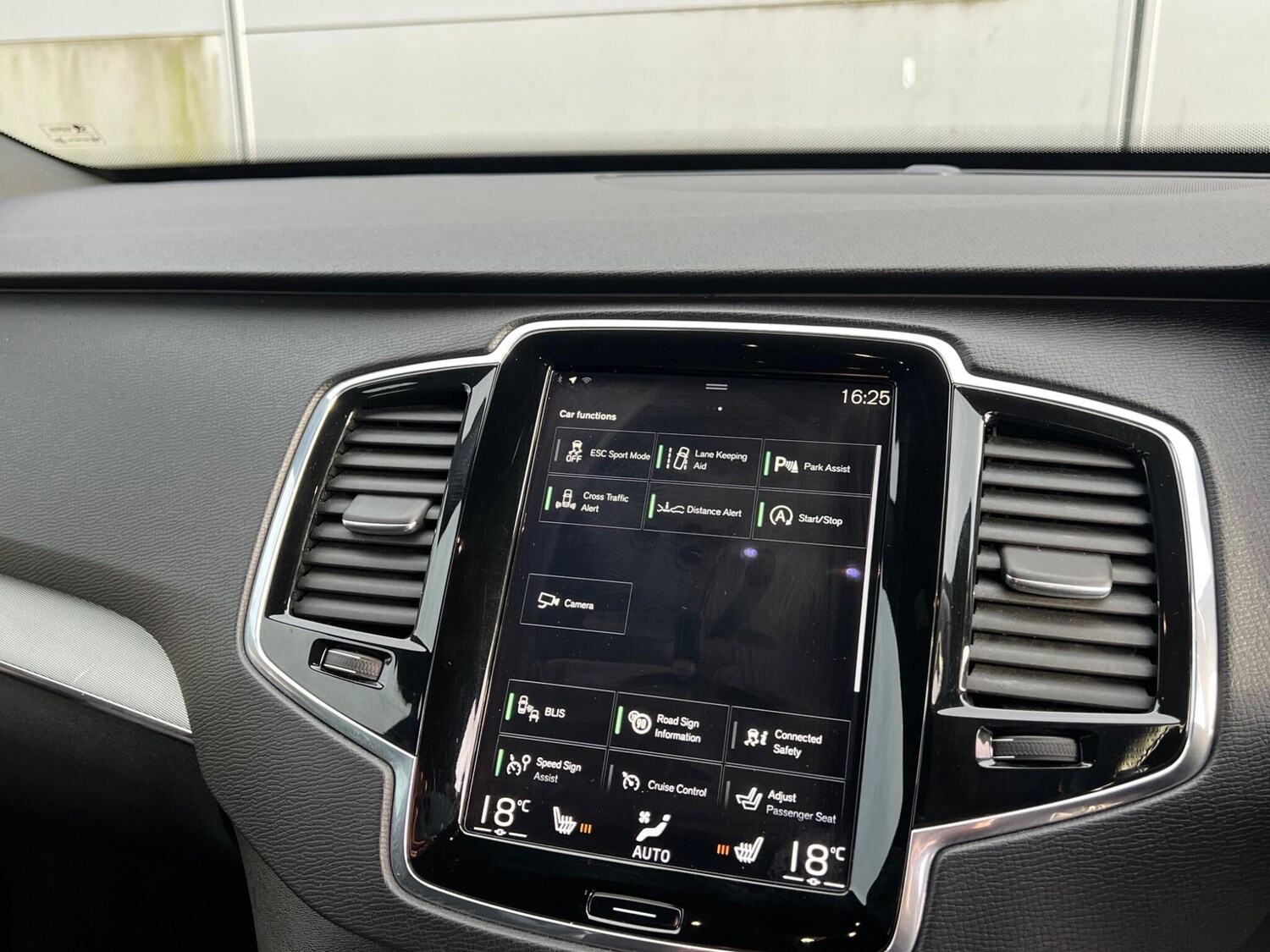 Used Volvo XC90 for sale - 77724259: Photo 62